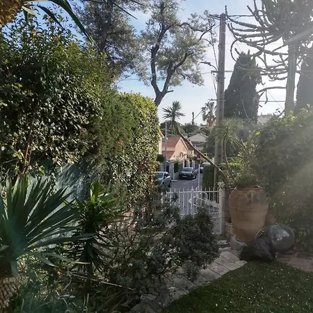Avec Piscine Privee A Les Pins - 4 Minutes A Pieds Des Plages * 胡安莱潘