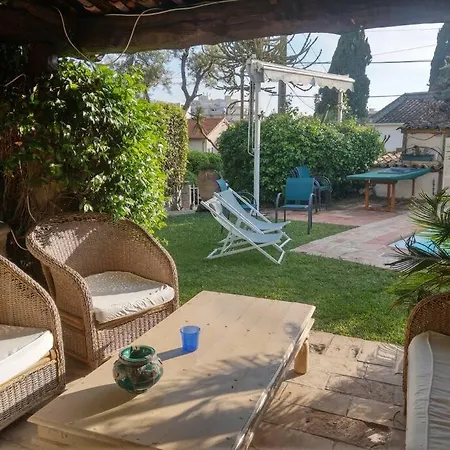 ヴィラ Avec Piscine Privee A Les Pins