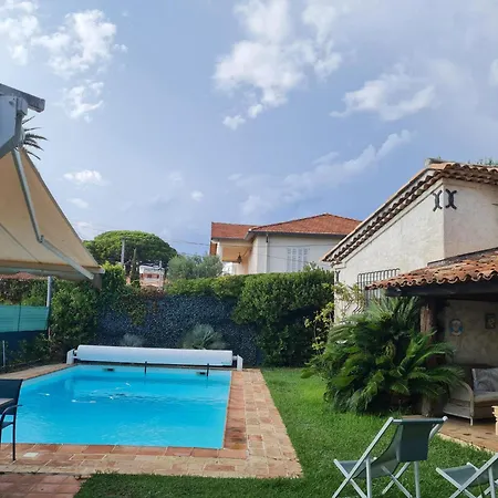 Avec Piscine Privee A Les Pins * جوان ليه باه