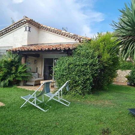 فيلة Avec Piscine Privee A Les Pins